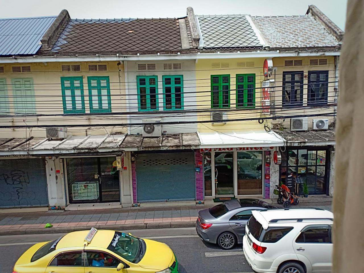 Santo House Hotel Bangkok Exterior photo
